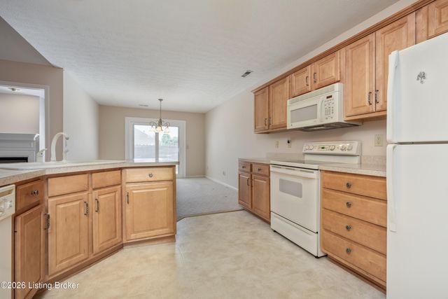 3035 Barrington Ct, New Albany, IN 47150