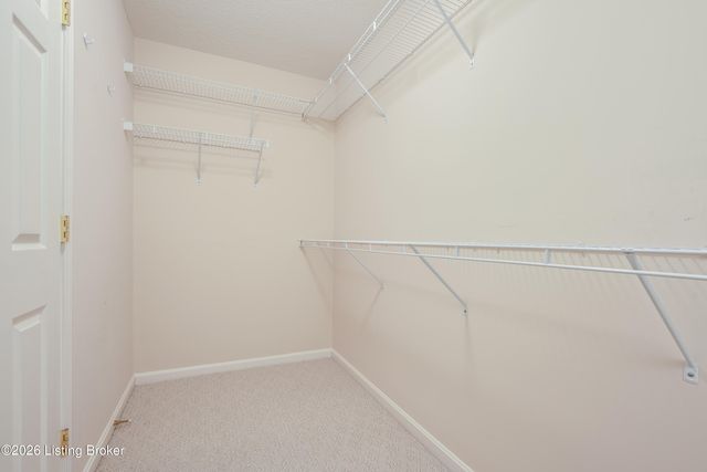 3035 Barrington Ct, New Albany, IN 47150