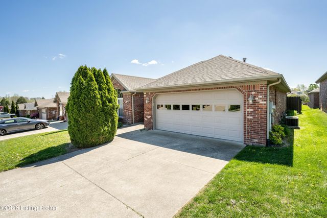 3035 Barrington Ct, New Albany, IN 47150