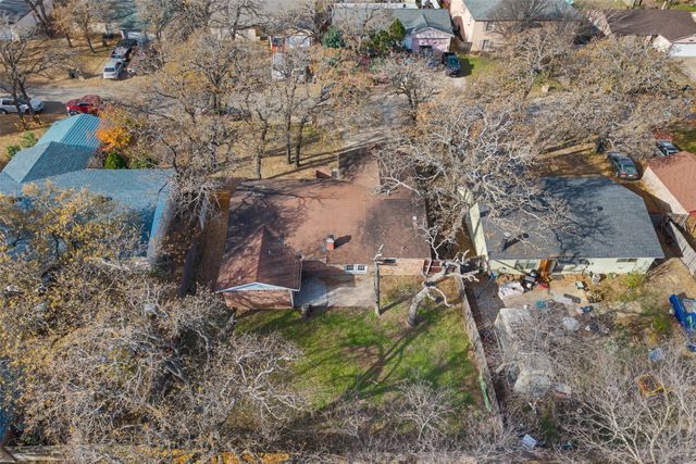 7537 Folkstone Drive, Forest Hill, TX 76140