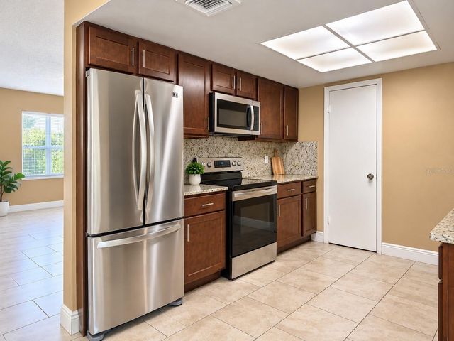 77 HARNESS LANE, Kissimmee, FL 34743