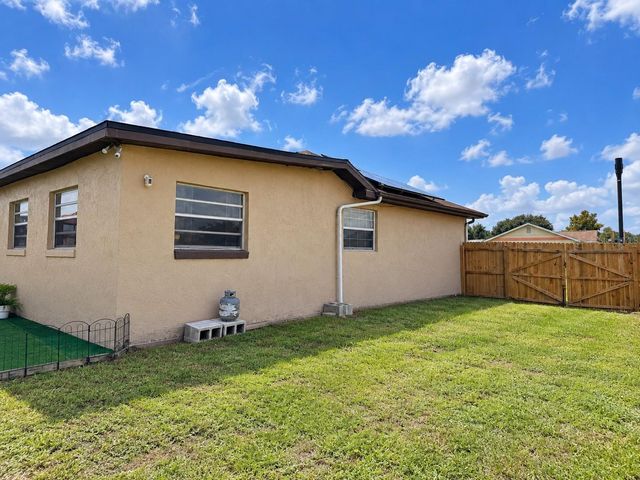 77 HARNESS LANE, Kissimmee, FL 34743