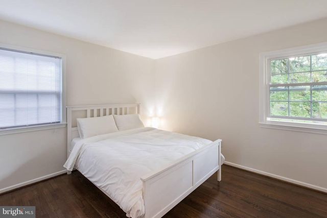 1618 PALM SPRINGS DR, Vienna, VA 22182