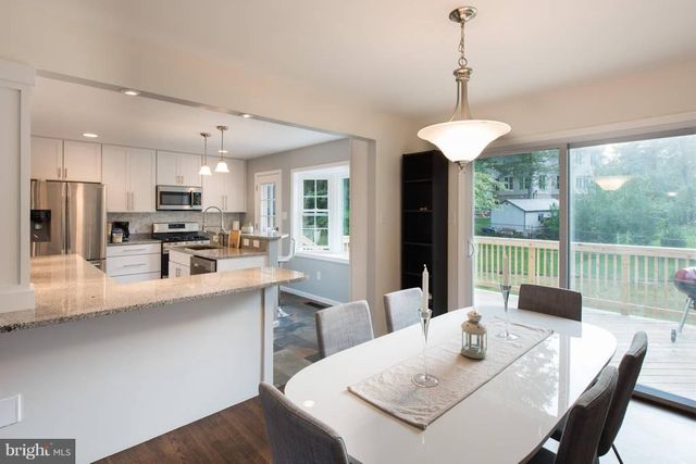 1618 PALM SPRINGS DR, Vienna, VA 22182
