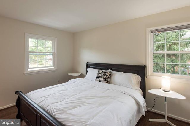 1618 PALM SPRINGS DR, Vienna, VA 22182