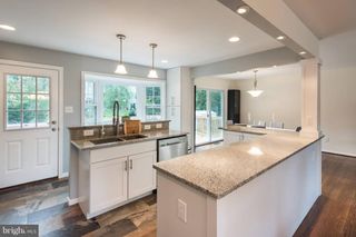 1618 PALM SPRINGS DR, Vienna, VA 22182