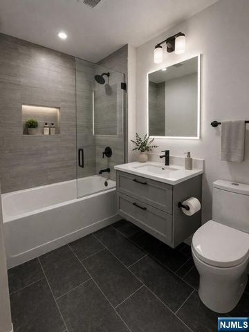 80 Union Place, Ridgefield Park, NJ 07660