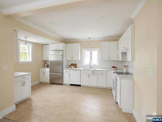 80 Union Place, Ridgefield Park, NJ 07660