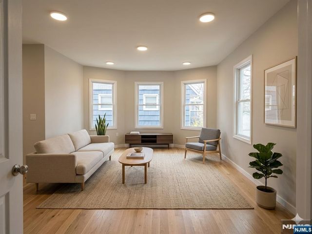 80 Union Place, Ridgefield Park, NJ 07660