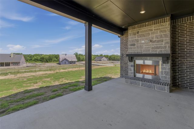 815 Valley Ridge Road, Van Alstyne, TX 75495