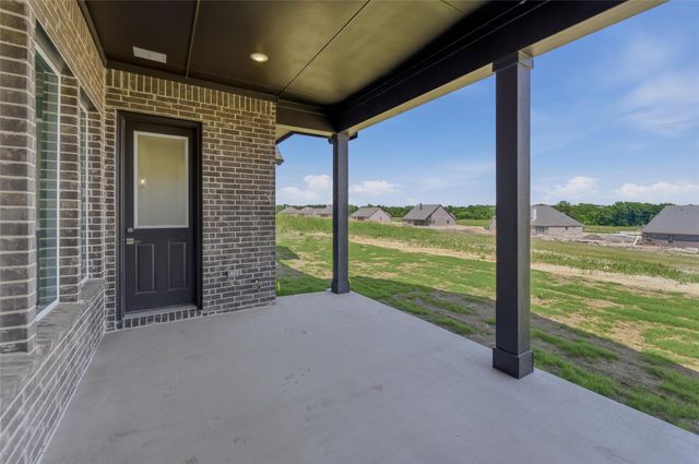 815 Valley Ridge Road, Van Alstyne, TX 75495