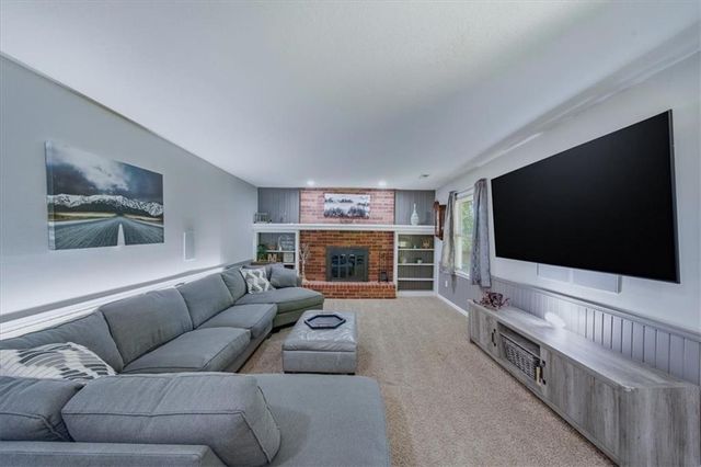 15109 W 122nd Terrace, Olathe, KS 66062