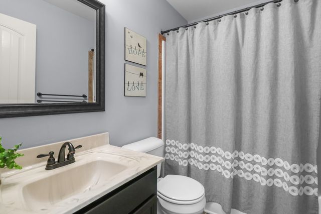 773 Banister Dr, Clarksville, TN 37042
