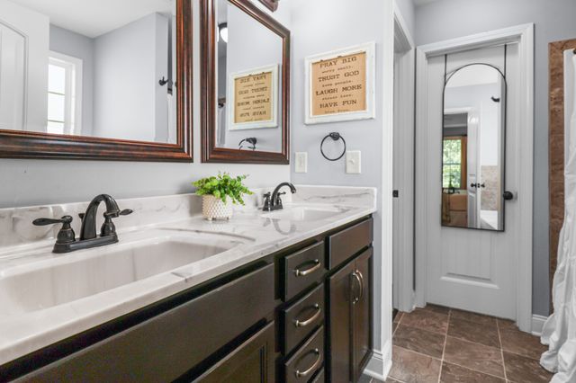 773 Banister Dr, Clarksville, TN 37042