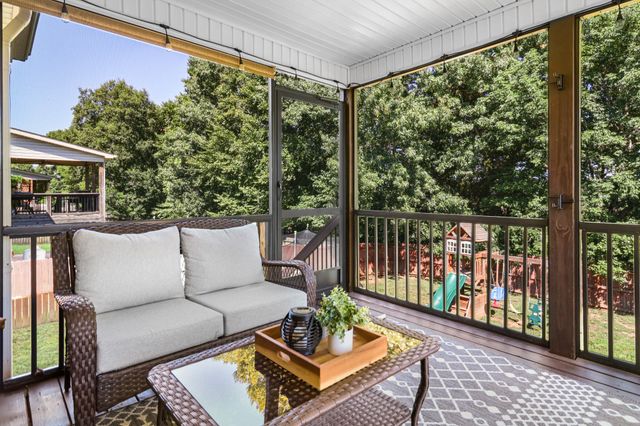 773 Banister Dr, Clarksville, TN 37042
