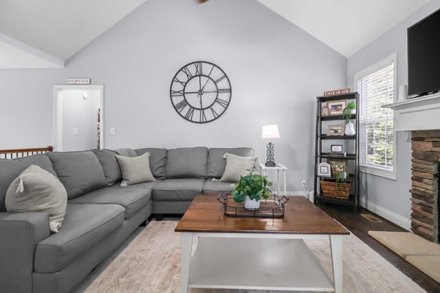 773 Banister Dr, Clarksville, TN 37042