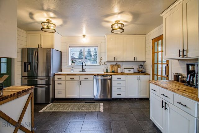 1801 Reynolds Avenue, Butte, MT 59701