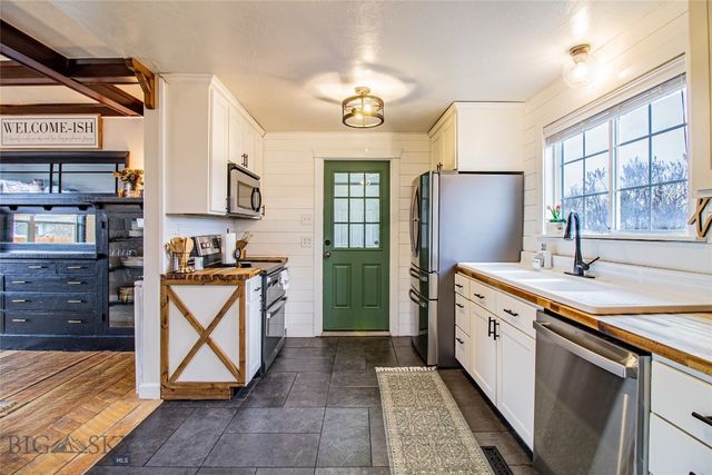 1801 Reynolds Avenue, Butte, MT 59701