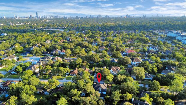 3305 Rochdale Street, Houston, TX 77025