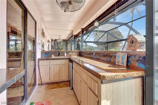 4607 SW 5th PL, Cape Coral, FL 33914