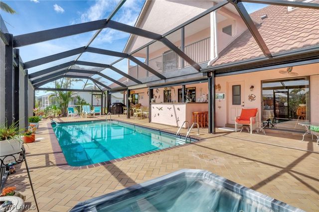 4607 SW 5th PL, Cape Coral, FL 33914