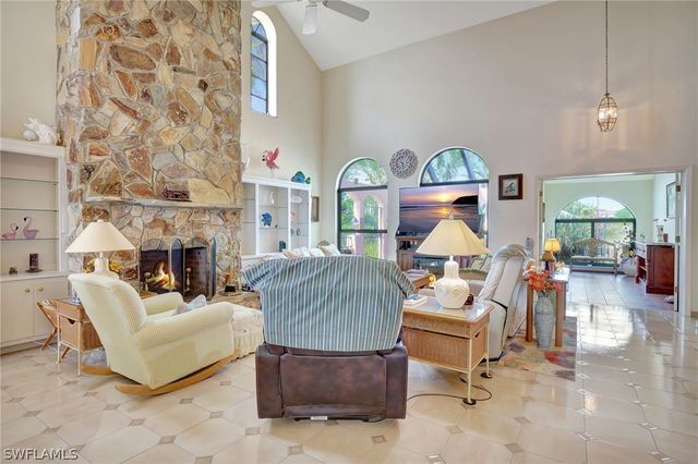 4607 SW 5th PL, Cape Coral, FL 33914