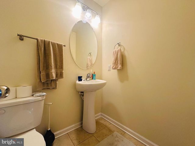 1746 BEACON LN, Warrington, PA 18976