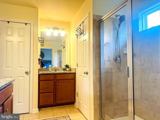 1746 BEACON LN, Warrington, PA 18976