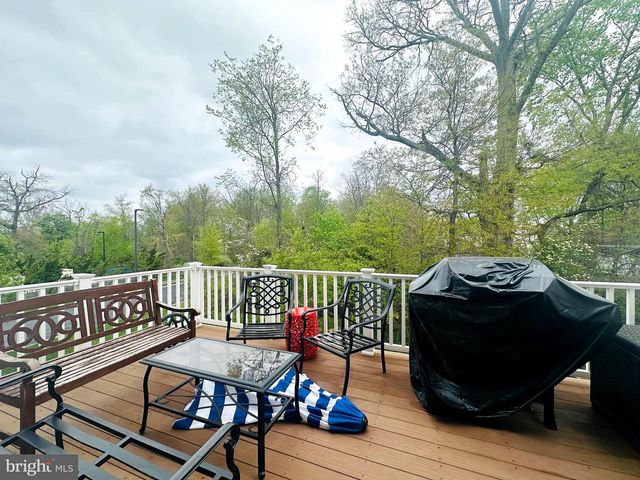 1746 BEACON LN, Warrington, PA 18976