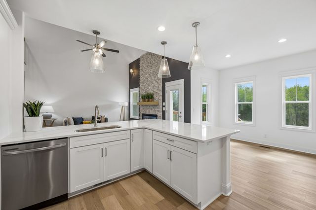 1065 Gholson Road, Clarksville, TN 37043