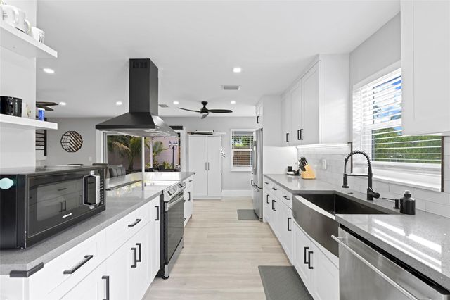 133 SW 159th Way, Sunrise, FL 33326