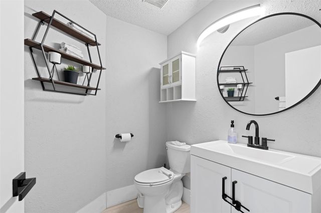 133 SW 159th Way, Sunrise, FL 33326