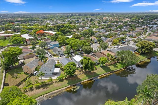 133 SW 159th Way, Sunrise, FL 33326