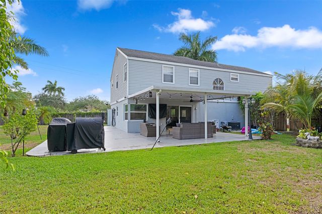 133 SW 159th Way, Sunrise, FL 33326