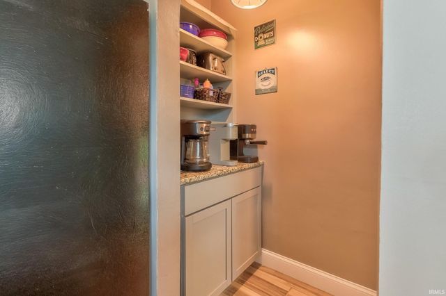 410 Richardt Avenue, Evansville, IN 47711
