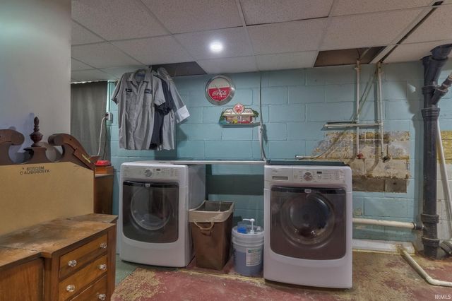 410 Richardt Avenue, Evansville, IN 47711