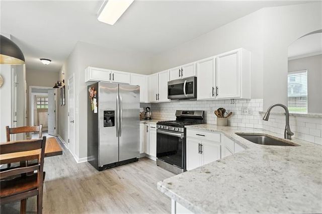 110 Camdyn Circle, Woodstock, GA 30188