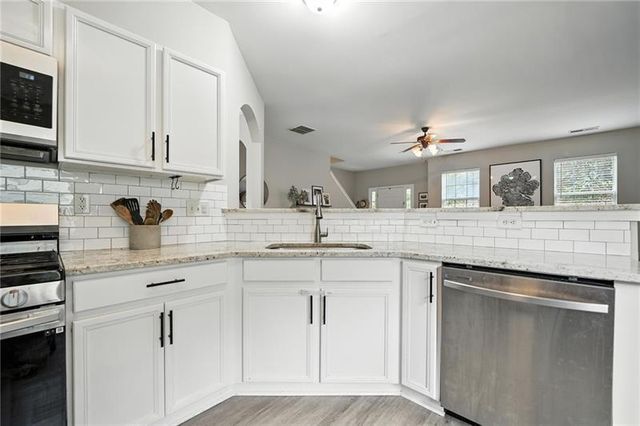 110 Camdyn Circle, Woodstock, GA 30188