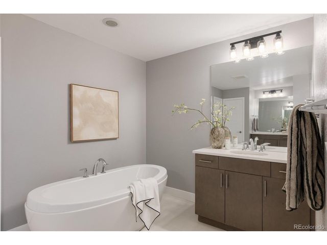 8910 Beekman Pl, Denver, CO 80238