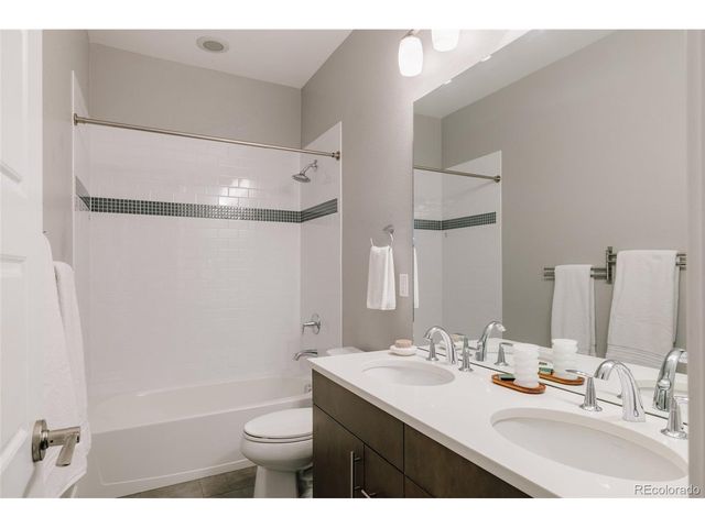 8910 Beekman Pl, Denver, CO 80238