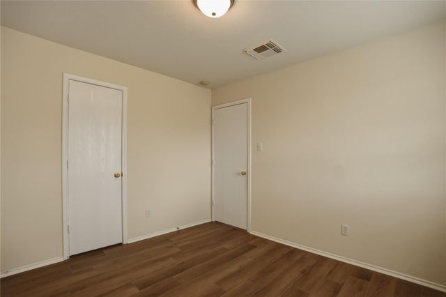 630 Kiley Drive, Houston, TX 77073