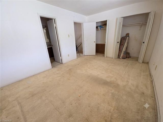217 Village Lane H, Greensboro, NC 27409