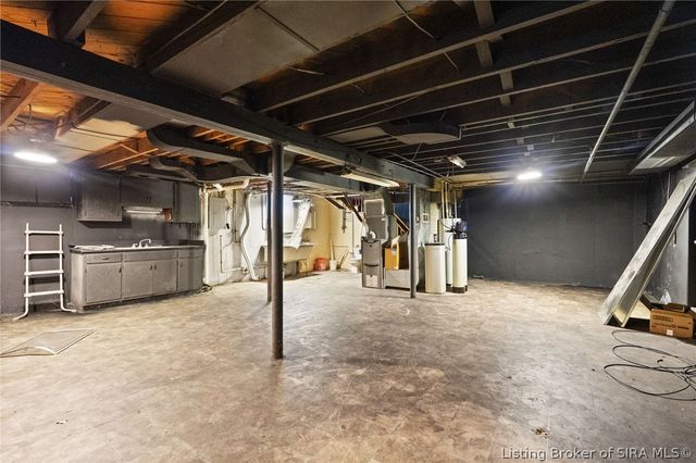 2016 Bono Road, New Albany, IN 47150