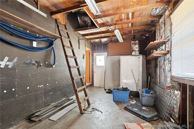 2016 Bono Road, New Albany, IN 47150