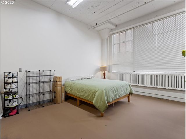 1314 Nw IRVING St 201, Portland, OR 97209