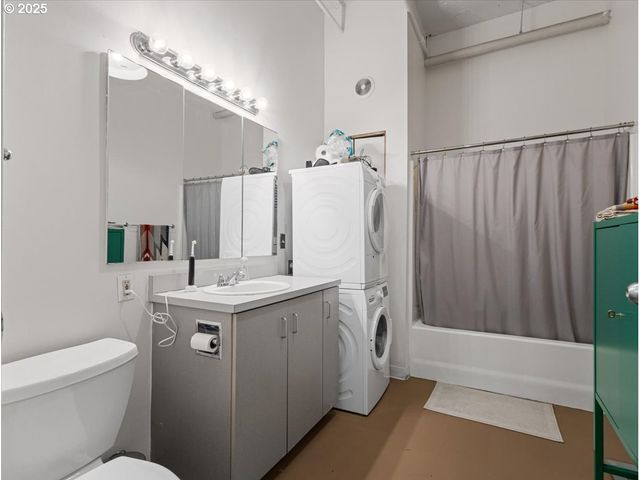 1314 Nw IRVING St 201, Portland, OR 97209