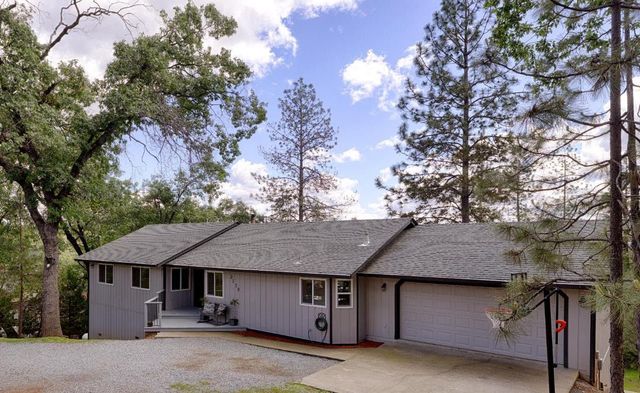 6139 Green Ridge Dr, Foresthill, CA 95631