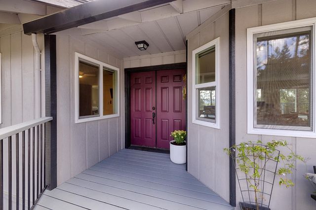 6139 Green Ridge Dr, Foresthill, CA 95631