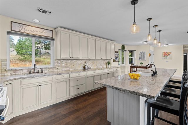 6139 Green Ridge Dr, Foresthill, CA 95631