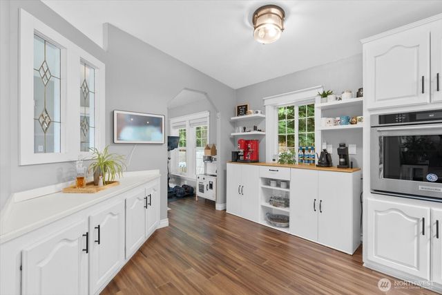 18612 72nd Avenue NE, Kenmore, WA 98028